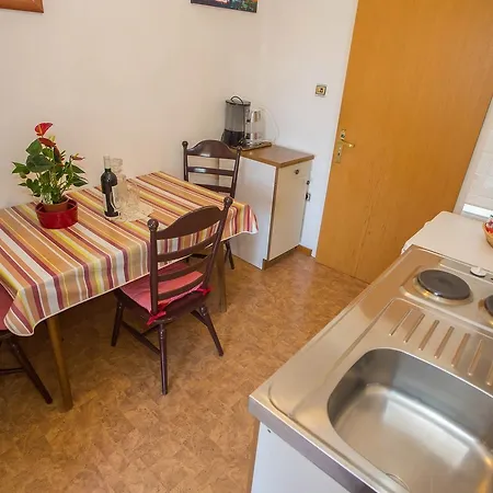 Ruzica Pensionat 3*