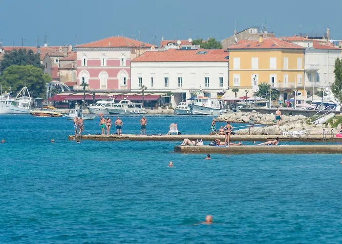 Ruzica Πανσιόν 3*