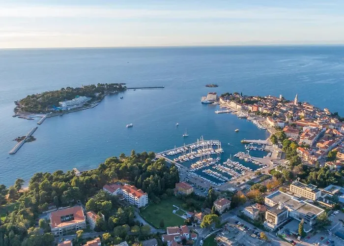 Πανσιόν Ruzica 3*